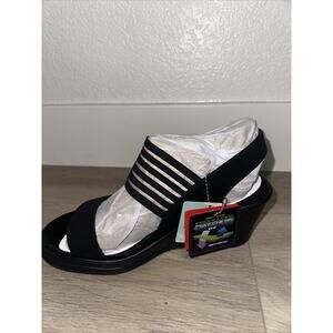 Skechers Cali Women's Rumblers Sci-Fi Wedge Sandal Size 7 Wide Fit